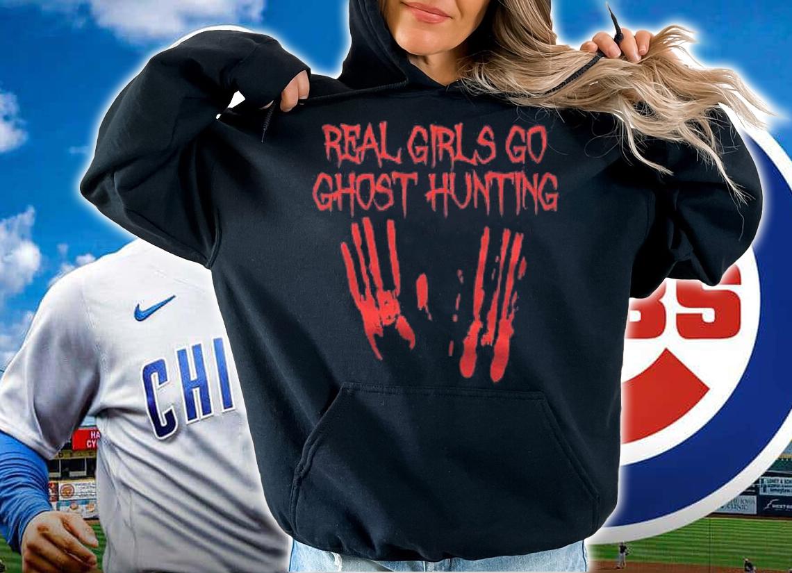 Real Girls Go Ghost Hunting Funny Paranormal Adventures Gift Shirt