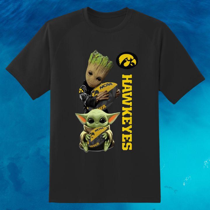 Baby Yoda & Baby Groot Hug Iowa Hawkeyes Football T-Shirt - Gift Fan