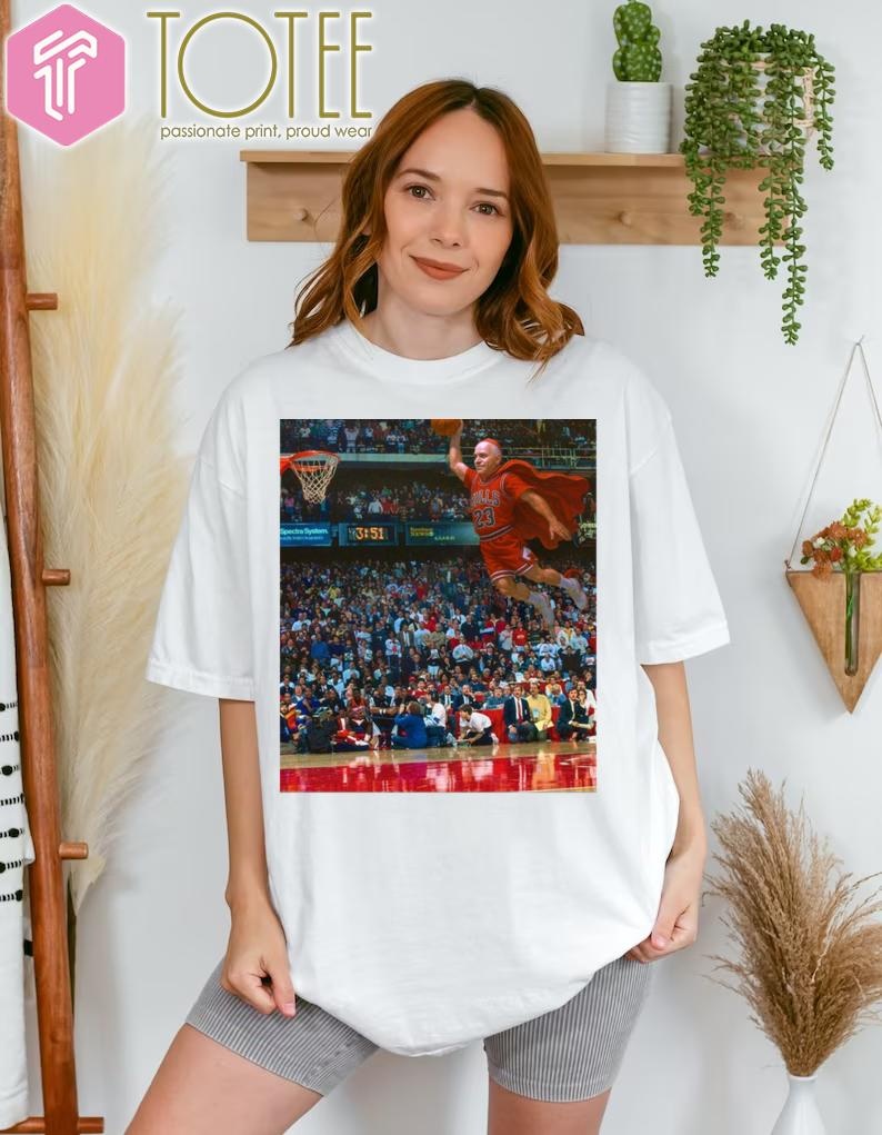Pope Leo Xiv Chicago Bulls In Jersey 23 Michael Jordan Dunk T-shirt